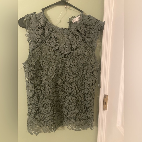 Fall Top - Picture 2 of 3